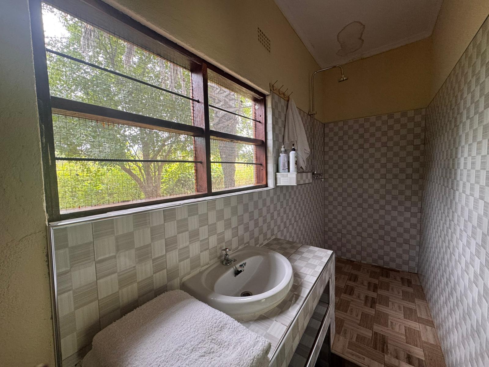En-suite Bathroom